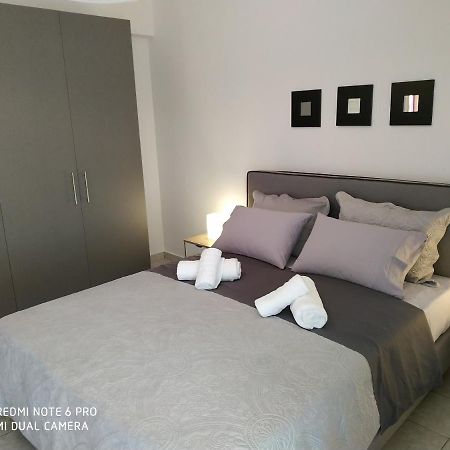 Cosi Apartment Paralia Dionysiou Luaran gambar